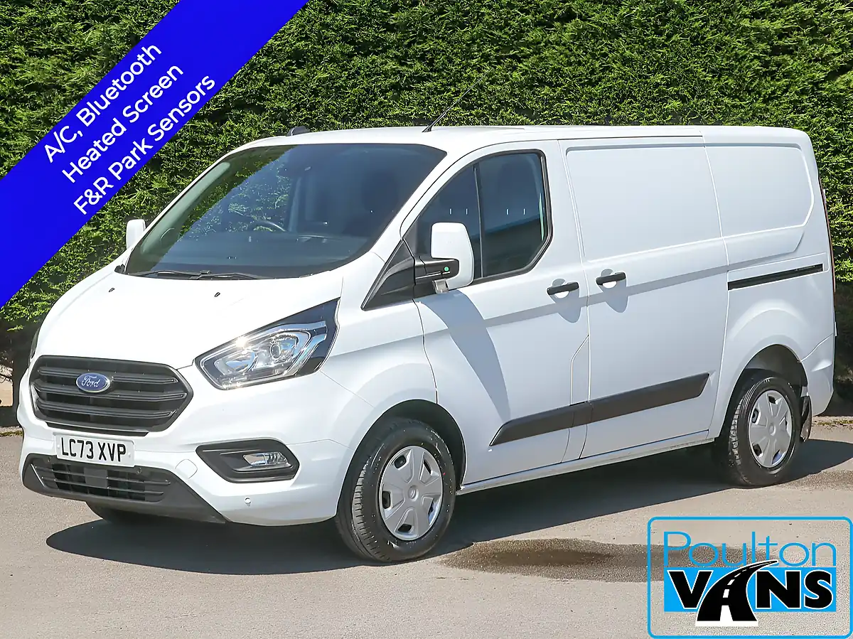 Used 2023 Ford Transit Custom Trend Frozen White - Front View
