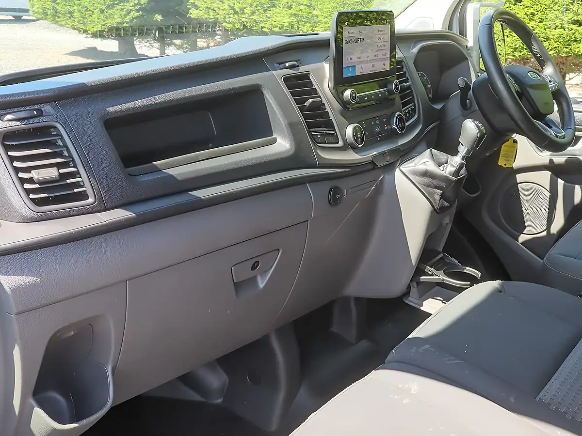 Used 2023 Ford Transit Custom Trend Frozen White - Interior and Exterior details 14
