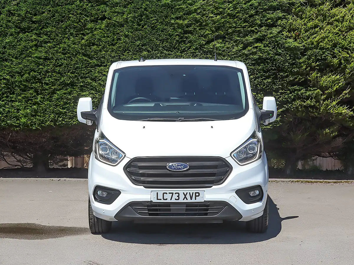 Used 2023 Ford Transit Custom Trend Frozen White - Interior and Exterior details 3