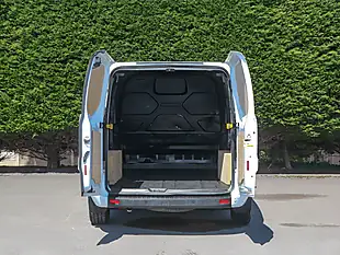 Used 2023 Ford Transit Custom Trend Frozen White - Interior and Exterior details 8