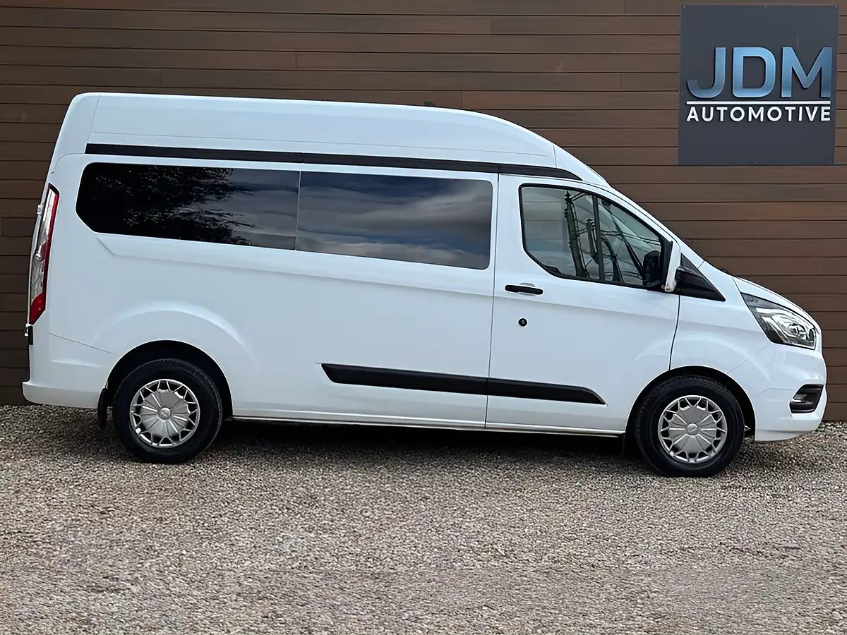 Used 2023 Ford Transit Custom Trend Frozen White - Interior and Exterior details 7