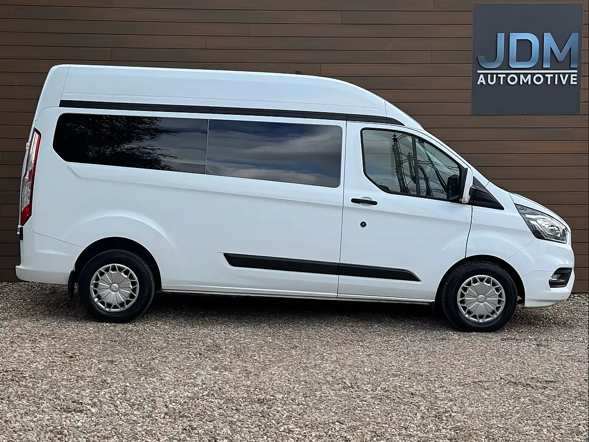 Used 2023 Ford Transit Custom Trend Frozen White - Interior and Exterior details 8