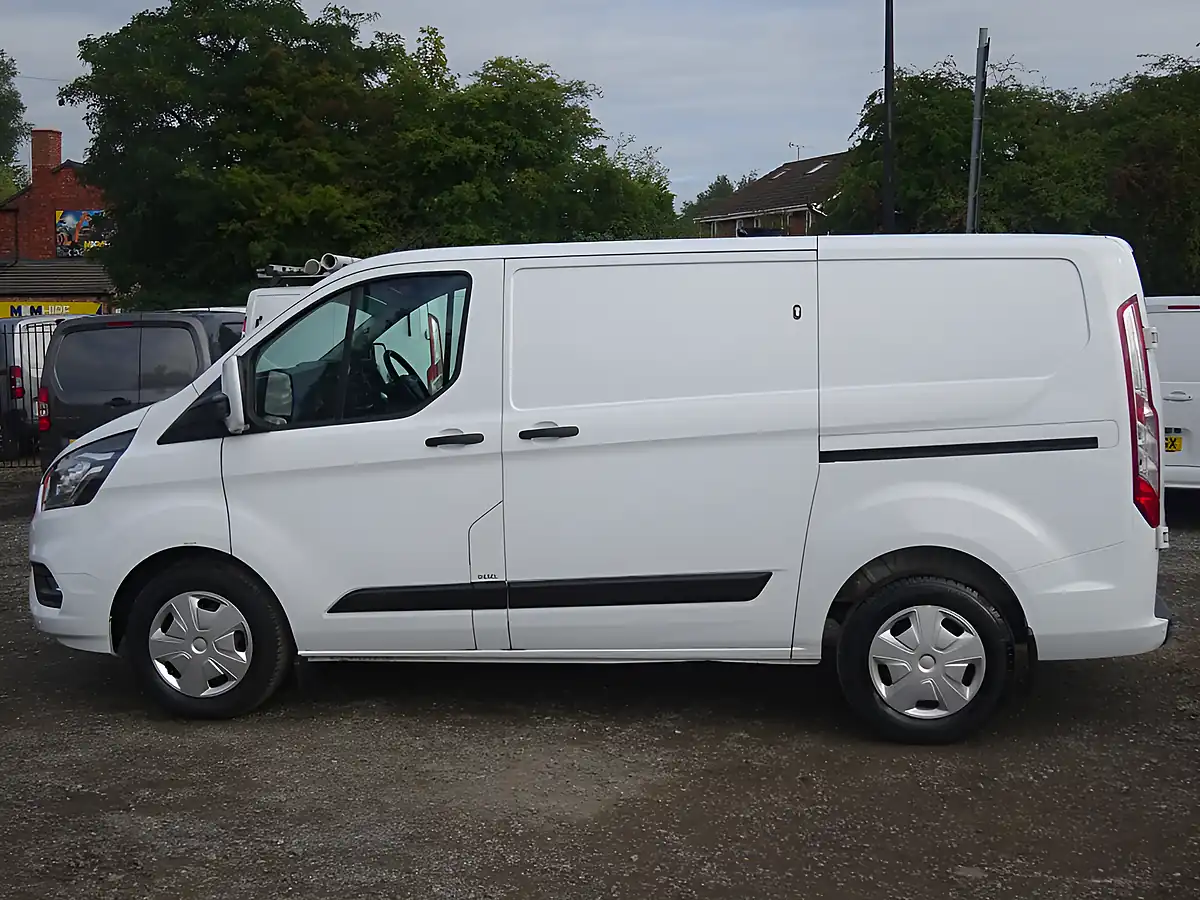Used 2023 Ford Transit Custom Trend L1 H1 (swb) White - Interior and Exterior details 10
