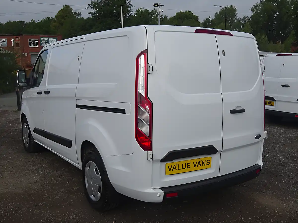 Used 2023 Ford Transit Custom Trend L1 H1 (swb) White - Interior and Exterior details 16