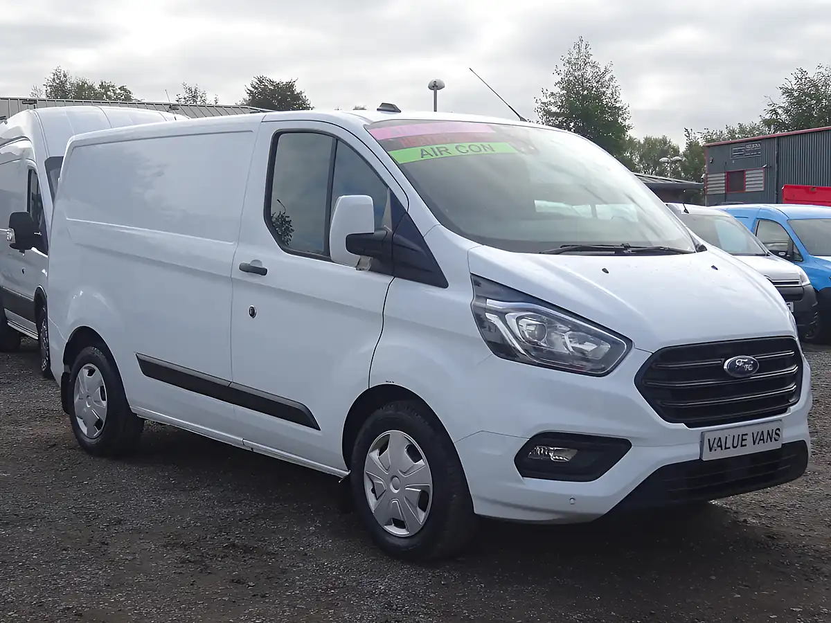 Used 2023 Ford Transit Custom Trend L1 H1 (swb) White - Interior and Exterior details 3