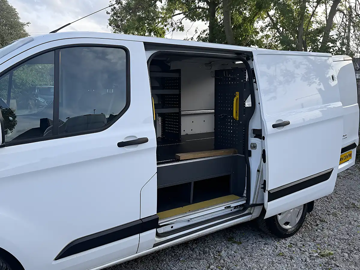 Used 2023 Ford Transit Custom Trend L1 H1 (swb) White - Interior and Exterior details 16