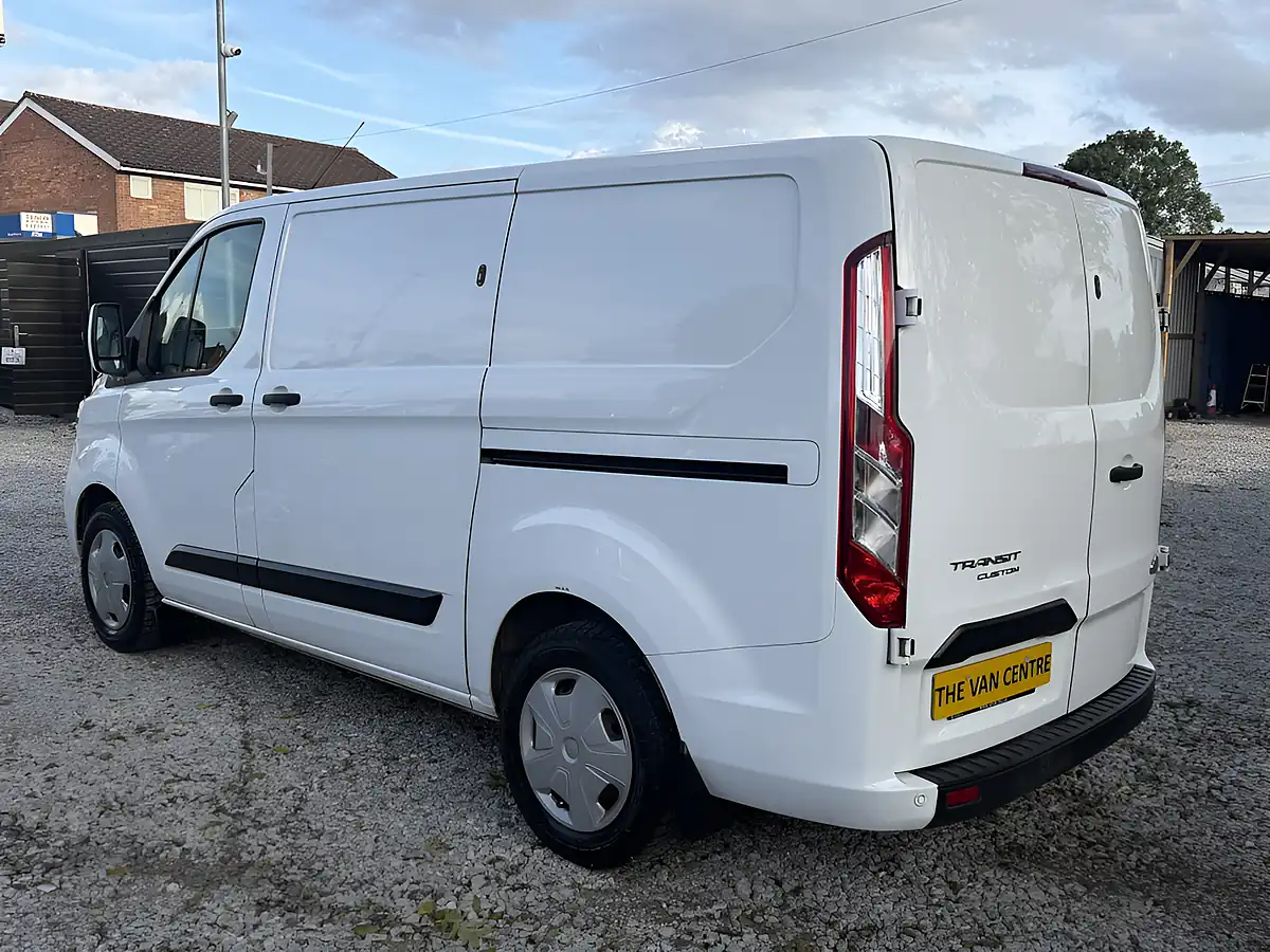 Used 2023 Ford Transit Custom Trend L1 H1 (swb) White - Interior and Exterior details 8