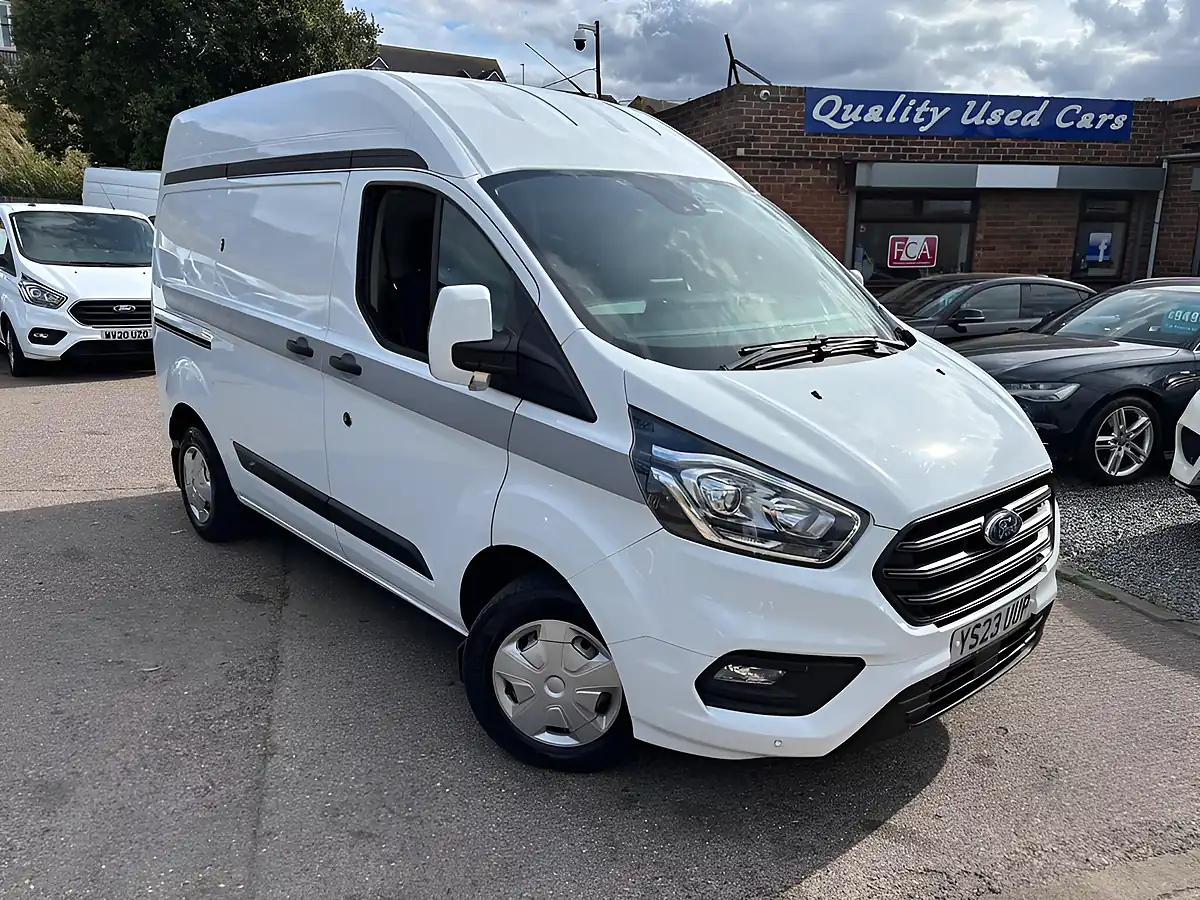 Used 2023 Ford Transit Custom Trend L1 H2 White - Interior and Exterior details 4