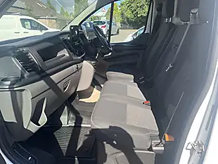 Used 2023 Ford Transit Custom Trend White - Interior and Exterior details 17