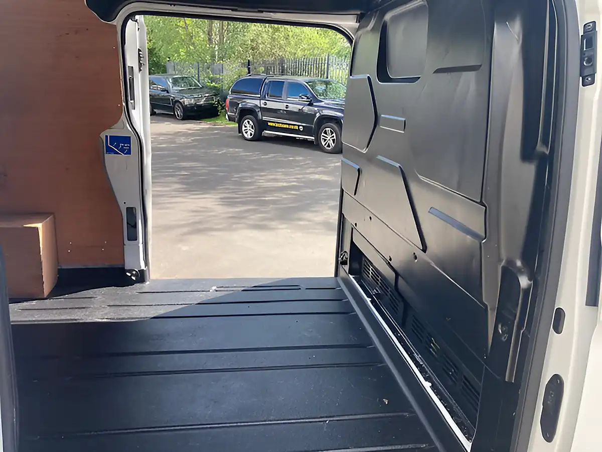 Used 2023 Ford Transit Custom Trend White - Interior and Exterior details 6