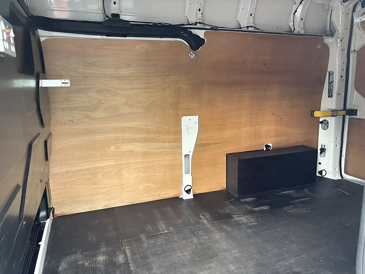 Used 2023 Ford Transit Custom Trend White - Interior and Exterior details 15