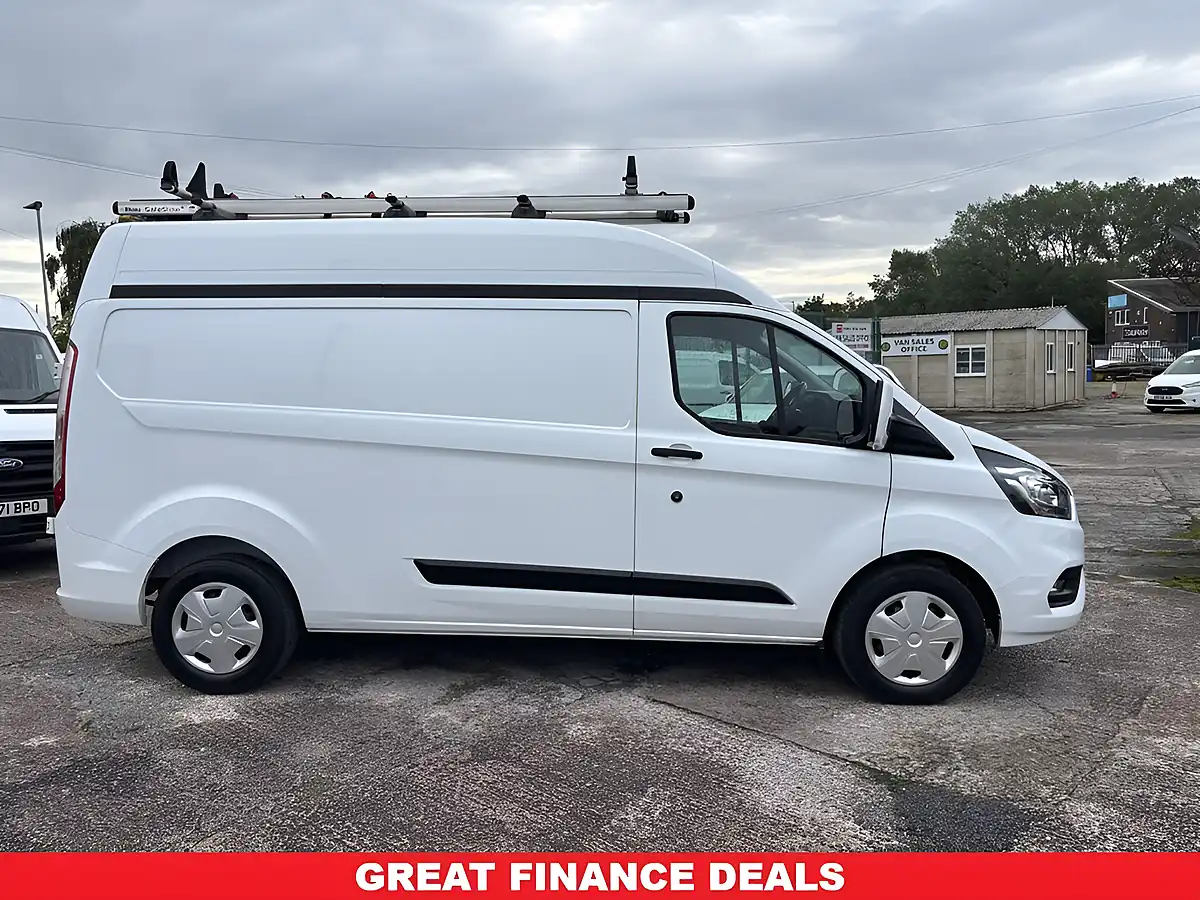 Used 2023 Ford Transit Custom Trend White - Interior and Exterior details 3