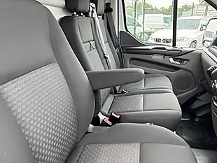 Used 2023 Ford Transit Custom Trend White - Interior and Exterior details 9