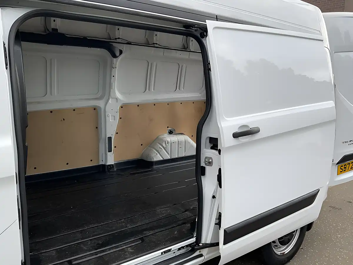 Used 2023 Ford Transit Custom Trend White - Interior and Exterior details 12