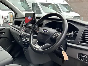 Used 2023 Ford Transit Custom Trend White - Interior and Exterior details 19