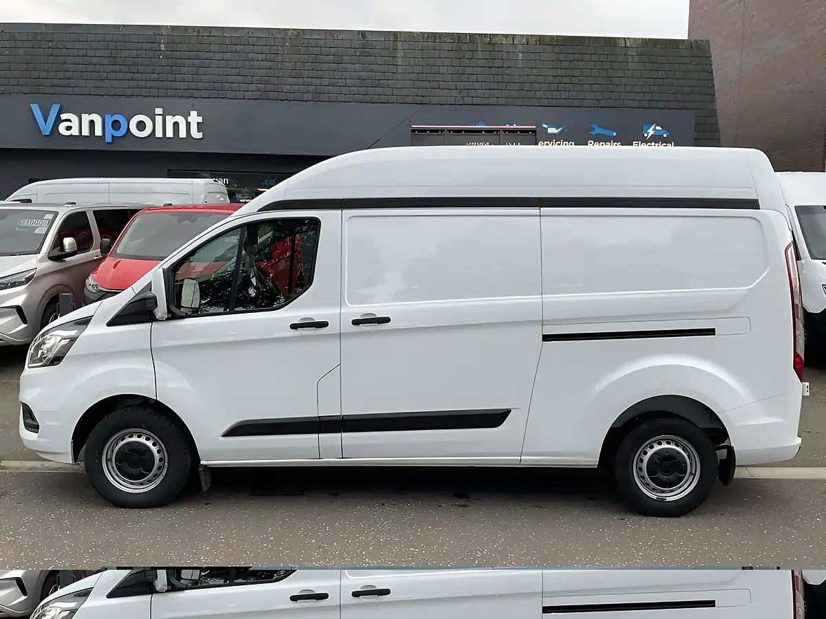 Used 2023 Ford Transit Custom Trend White - Interior and Exterior details 7
