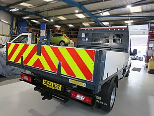 Used 2023 Ford Transit Double Cab Tipper White - Interior and Exterior details 3
