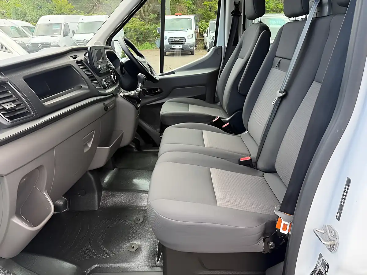 Used 2023 Ford Transit Leader Double Cab Tipper White - Interior and Exterior details 6