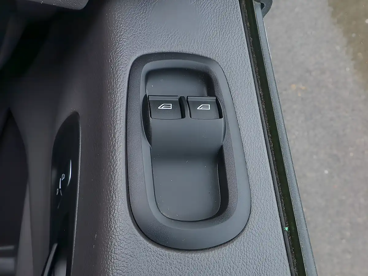 Used 2023 Ford Transit Leader Frozen White - Interior and Exterior details 18