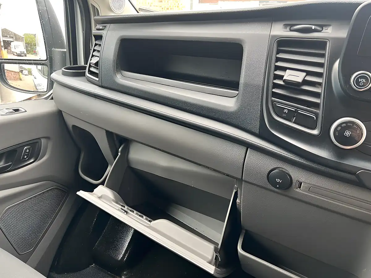 Used 2023 Ford Transit Leader Frozen White - Interior and Exterior details 19