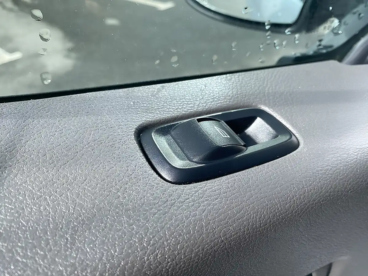 Used 2023 Ford Transit Leader L3H3 Frozen White - Interior and Exterior details 18