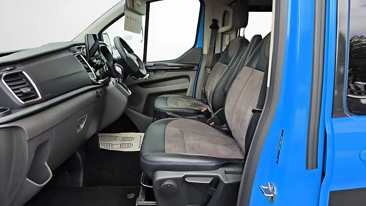 Used 2023 Ford Transit Msrt Limited Blue - Interior and Exterior details 17
