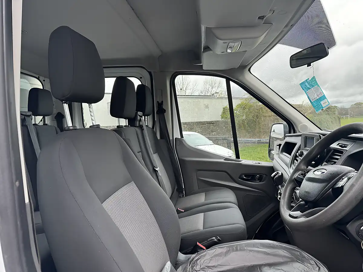 Used 2023 Ford Transit Transit Leader Double Chassis Cab 350 L3 White - Interior and Exterior details 13