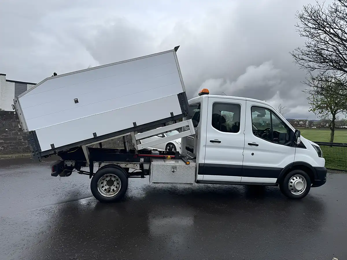 Used 2023 Ford Transit Transit Leader Double Chassis Cab 350 L3 White - Interior and Exterior details 17
