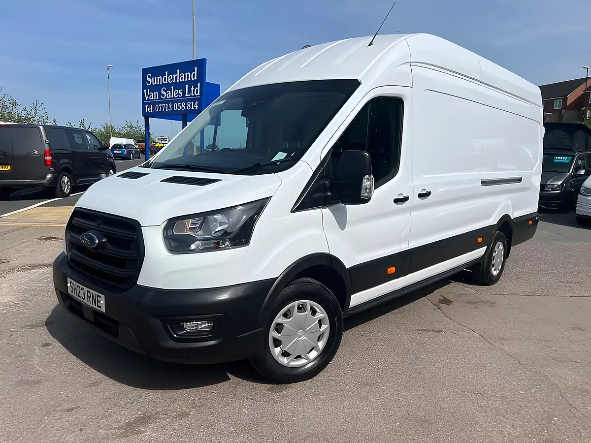 Used 2023 Ford Transit Trend White - Front View