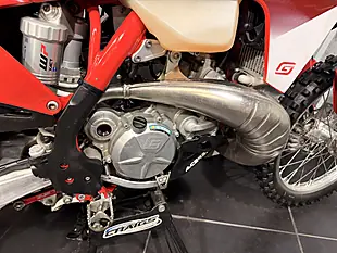 Used 2023 Gasgas Ec 300 Red - Interior and Exterior details 6