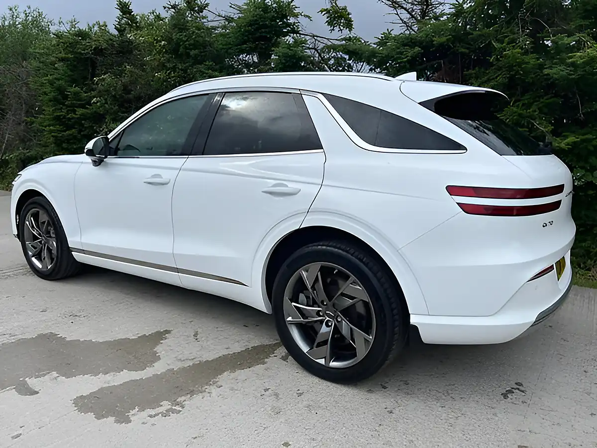 Used 2023 Genesis GV70 Sport White - Interior and Exterior details 18