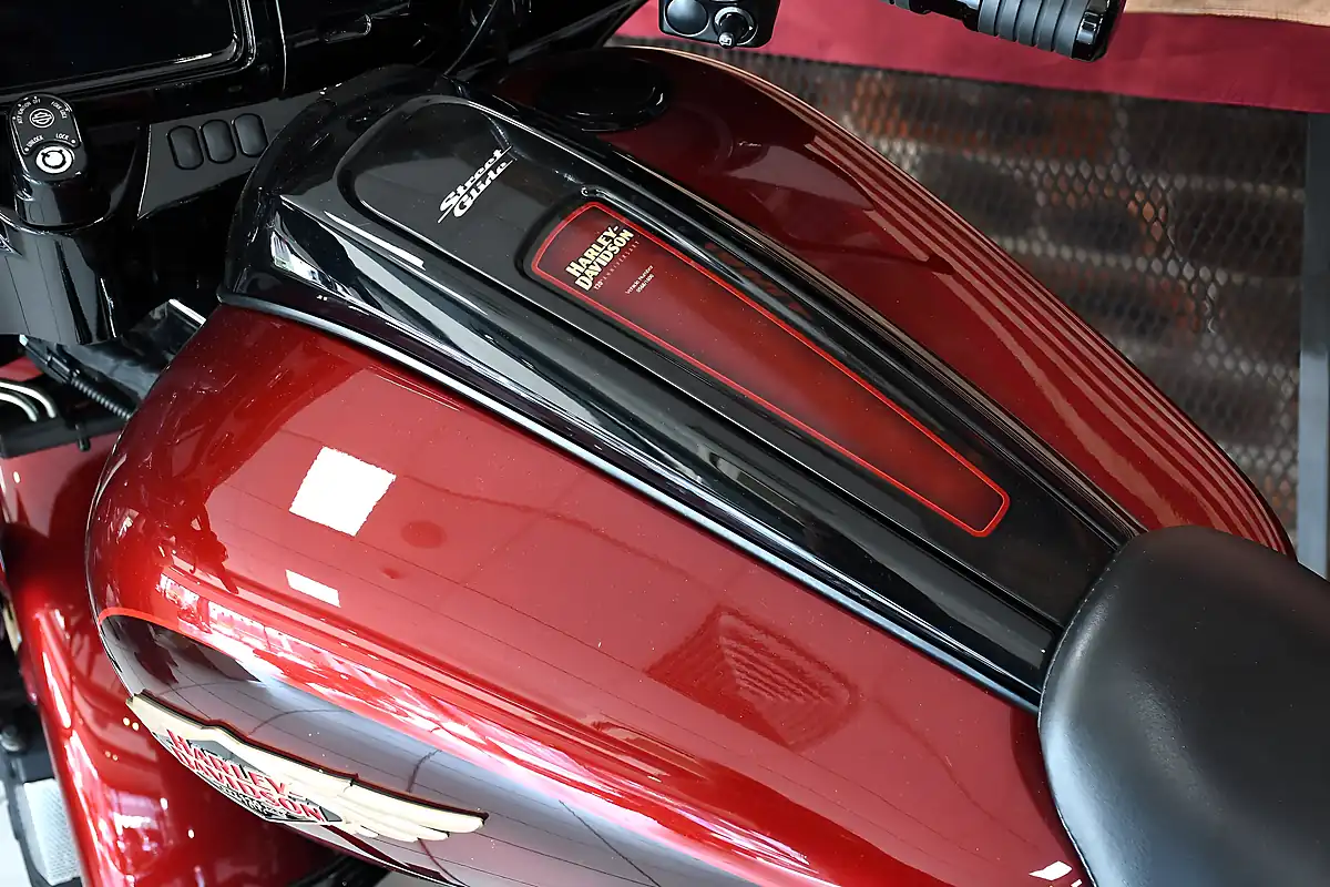 Used 2023 Harley-Davidson Flhxs Street Glide Special 120th Anniversary Red - Interior and Exterior details 10