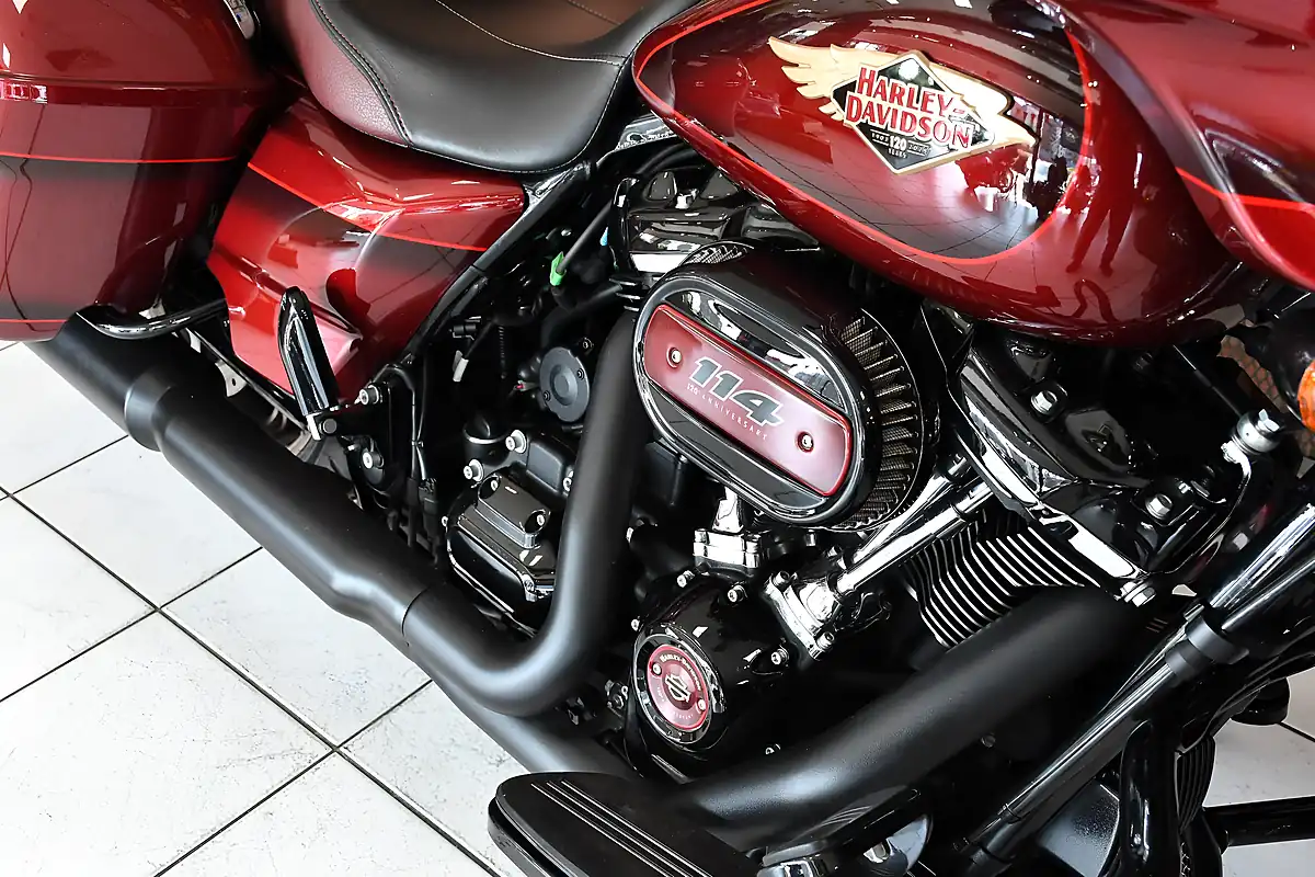 Used 2023 Harley-Davidson Flhxs Street Glide Special 120th Anniversary Red - Interior and Exterior details 3