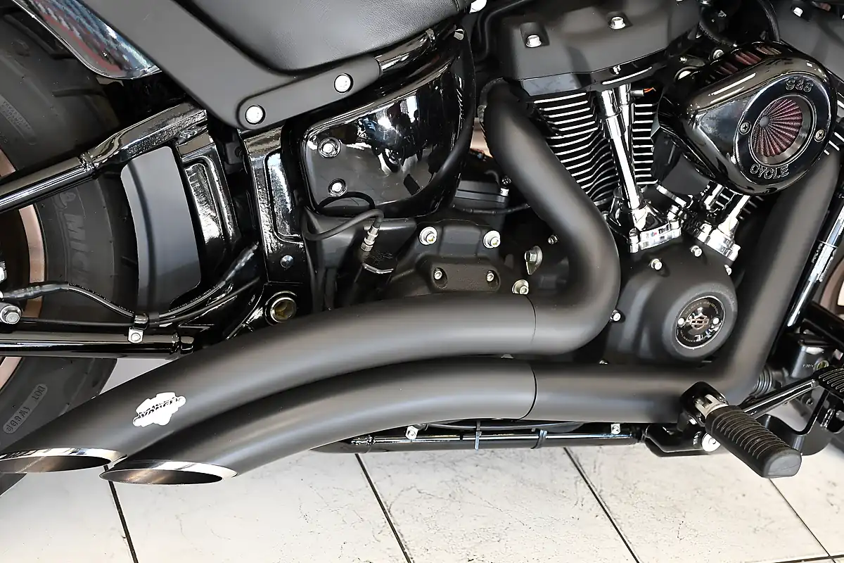 Used 2023 Harley-Davidson Low Rider S Black - Interior and Exterior details 2