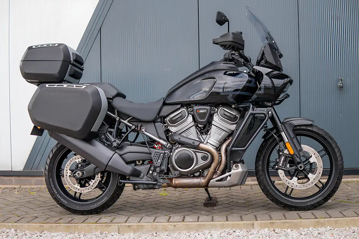 Used 2023 Harley-Davidson Pan America 1250 Special Black - Interior and Exterior details 3