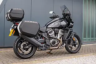 Used 2023 Harley-Davidson Pan America 1250 Special Black - Interior and Exterior details 5