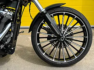 Used 2023 Harley-Davidson Softail Breakout Black - Interior and Exterior details 12