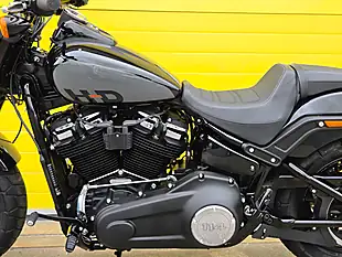 Used 2023 Harley-Davidson Softail Fat Bob Black - Interior and Exterior details 16