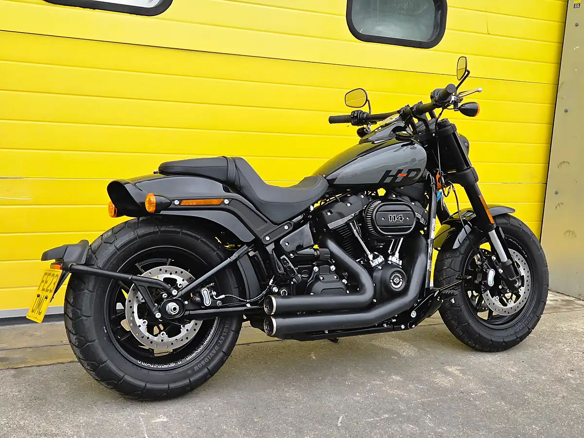 Used 2023 Harley-Davidson Softail Fat Bob Black - Interior and Exterior details 4