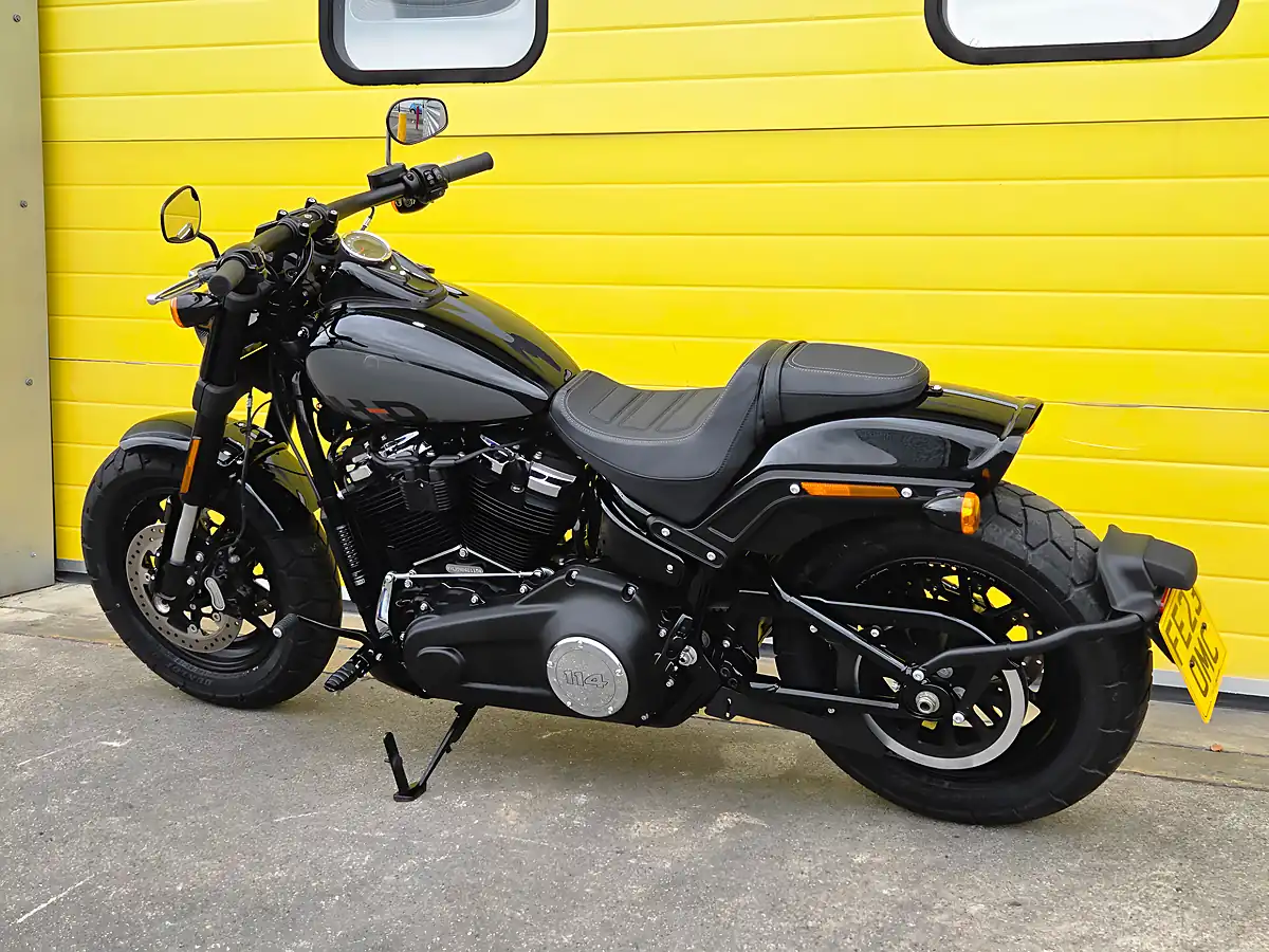Used 2023 Harley-Davidson Softail Fat Bob Black - Interior and Exterior details 6
