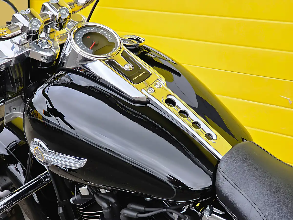 Used 2023 Harley-Davidson Softail Fat Boy Black - Interior and Exterior details 18