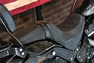 Used 2023 Harley-Davidson Softail Fxfbs Fat Bob - Interior and Exterior details 9