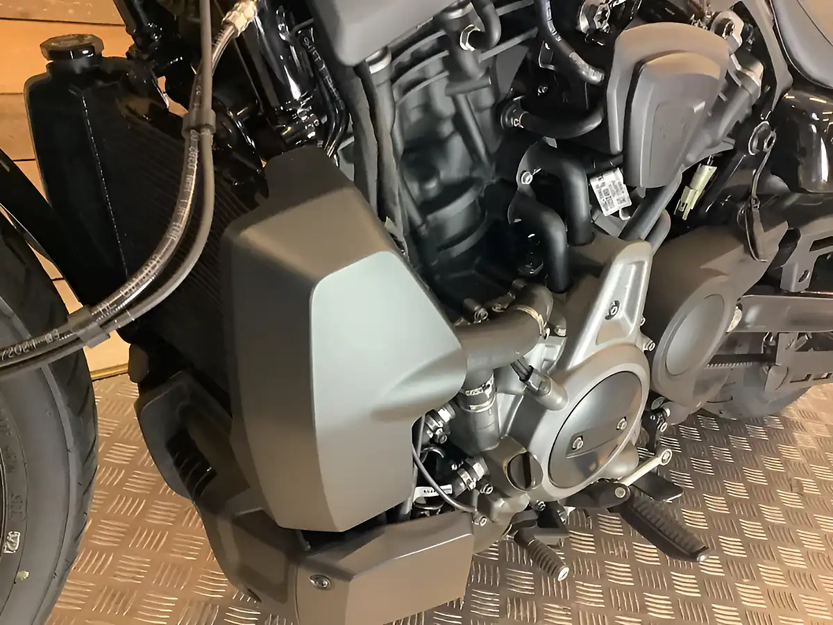 Used 2023 Harley-Davidson Sportster Nightster Black - Interior and Exterior details 18