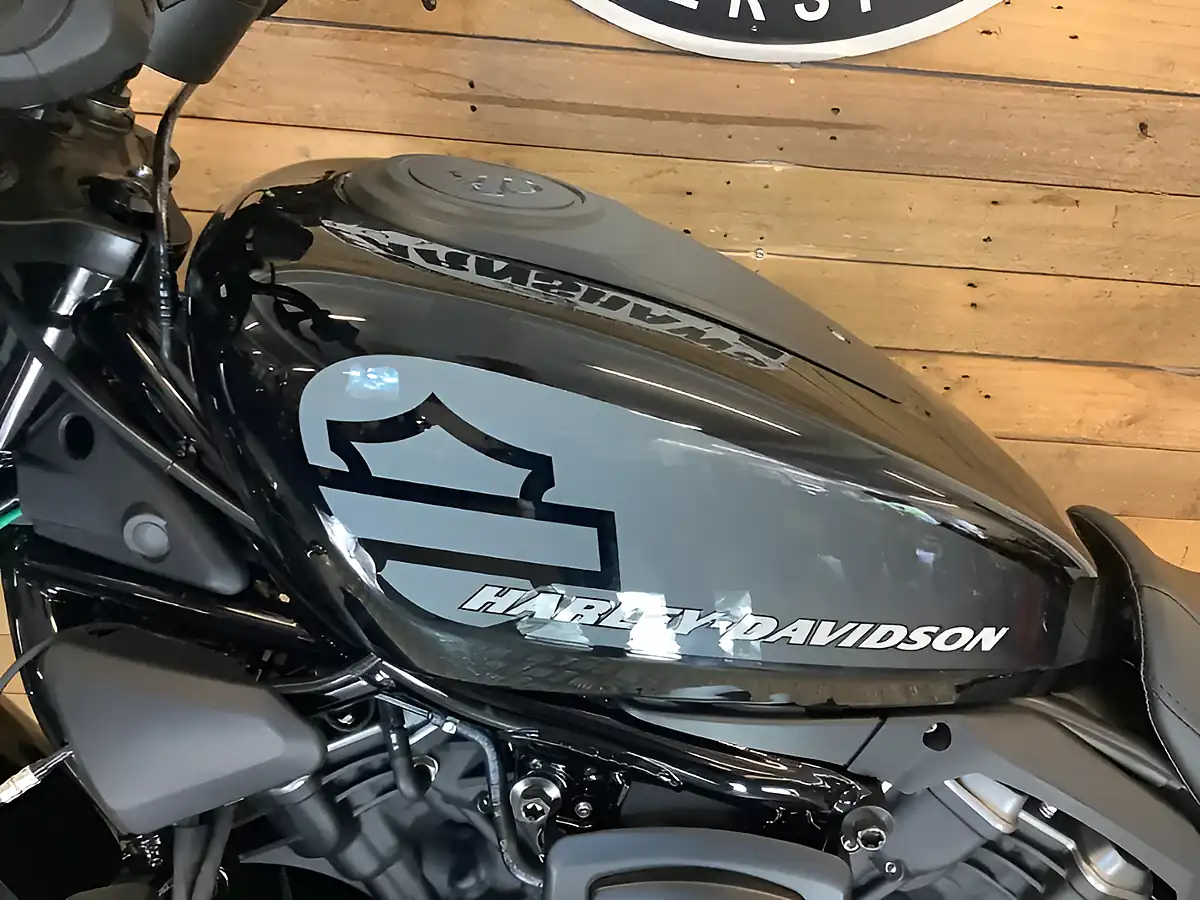 Used 2023 Harley-Davidson Sportster Nightster Black - Interior and Exterior details 9