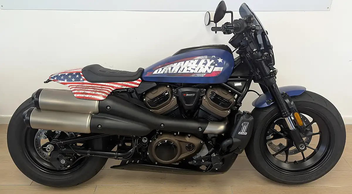 Used 2023 Harley-Davidson Sportster S Black - Interior and Exterior details 5
