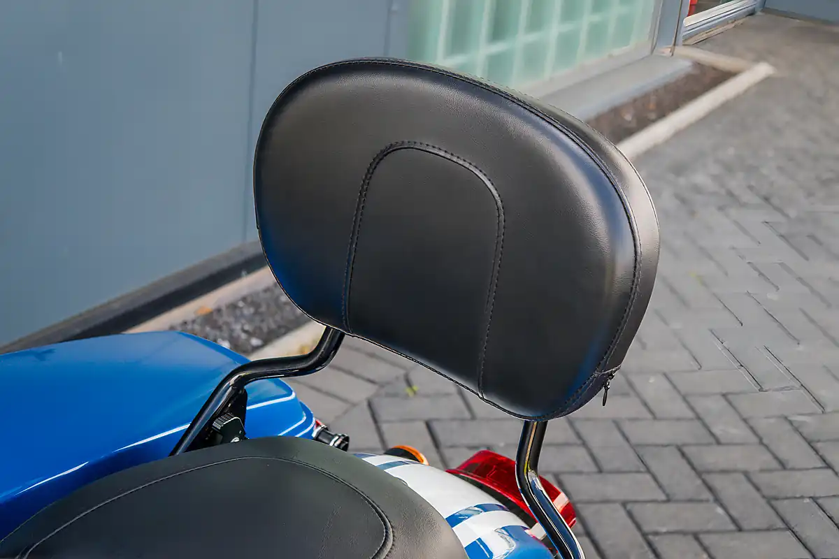 Used 2023 Harley-Davidson Street Glide ST Fast Johnnie Celestial Blue - Interior and Exterior details 18