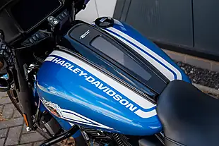 Used 2023 Harley-Davidson Street Glide ST Fast Johnnie Celestial Blue - Interior and Exterior details 19