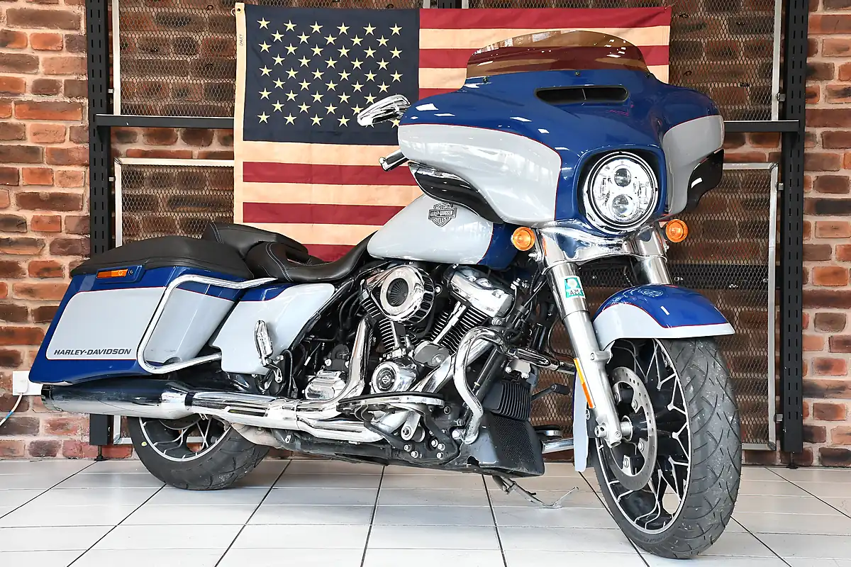 Used 2023 Harley-Davidson Touring Street Glide Special - Front View