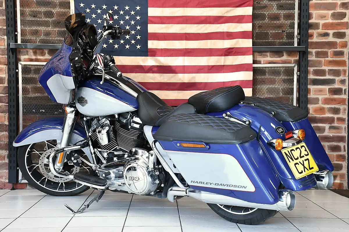 Used 2023 Harley-Davidson Touring Street Glide Special - Interior and Exterior details 11