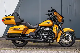 Used 2023 Harley-Davidson Ultra Limited Prospect Gold/Vivid Black - Interior and Exterior details 3